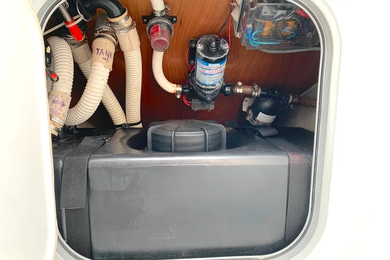 Slide: The Image of Forward tank and plumbing - 29