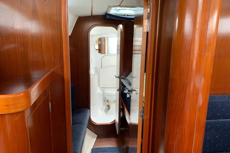 Slide: The Image of Beneteau Oceanis 40 CC 1996 - 22
