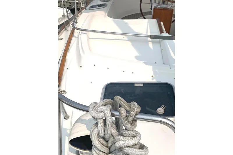 Slide: The Image of Stantions for safety on the forward cabin top near mast - 61