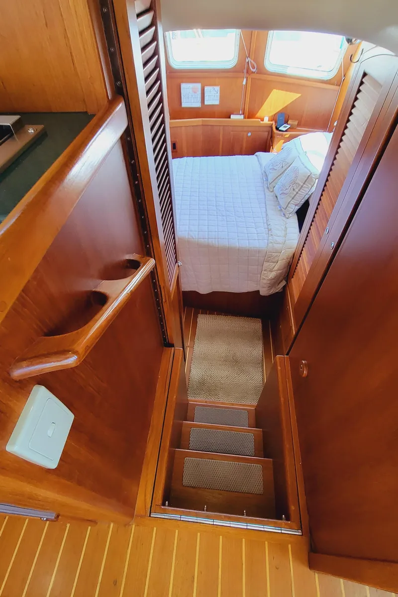 Slide: The Image of Pacific Seacraft 38T Fast Trawler 2003 - 58