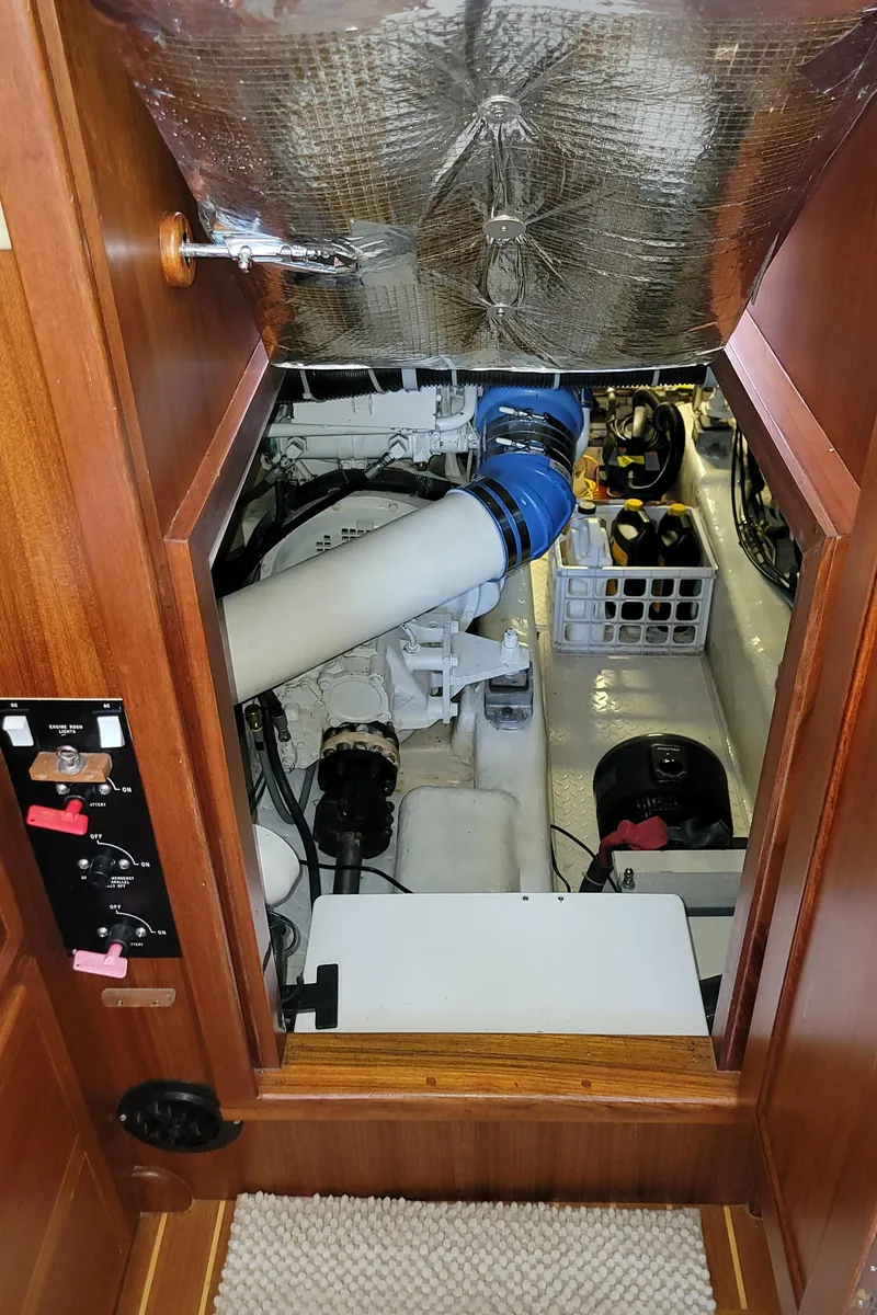Slide: The Image of Pacific Seacraft 38T Fast Trawler 2003 - 64