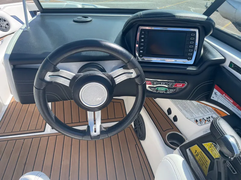 Slide: The Image of Nautique Super Air Nautique 210 2016 - 17
