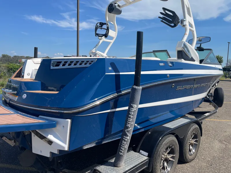 Slide: The Image of Nautique Super Air Nautique 210 2016 - 7