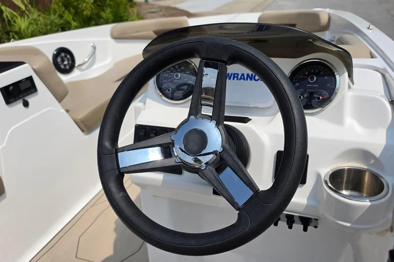 Slide: The Image of Steering wheel and dashboard of 2022 Hurricane SunDeck Sport 185 OB boat. - 7