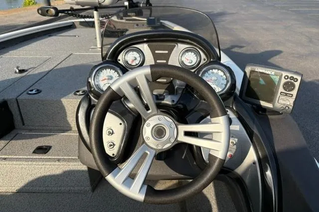Slide: The Image of Steering console of 2018 Tracker Pro Team 195 TXW 40th Anniversary Edition boat. - 38