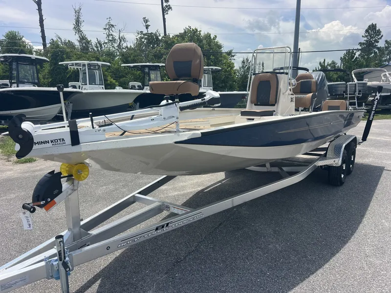 The Image of Xpress Hyper-Lift Bay Series H22B-200HP GREY-SEADECK 2027 - 1