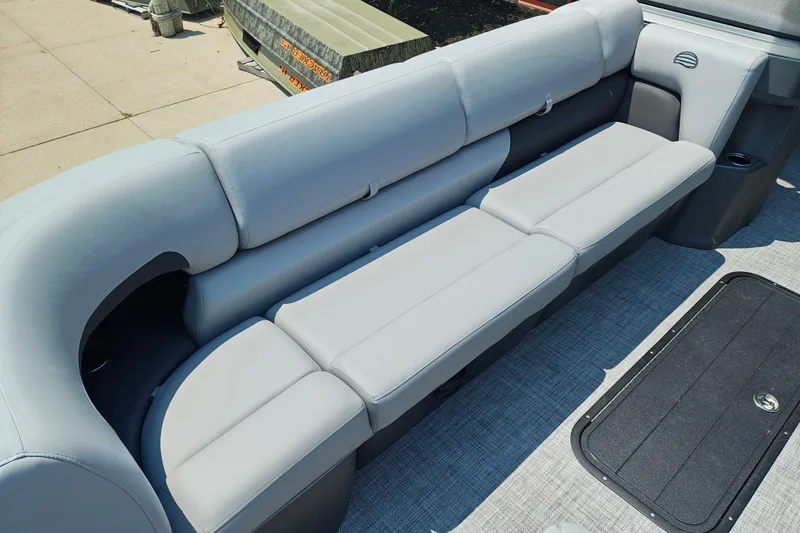 Slide: The Image of 2026 Sun Tracker Party Barge 24 XP3 with spacious, comfortable seating and modern design. - 10