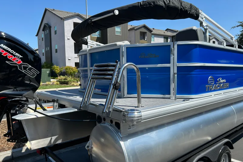 Slide: The Image of 2026 Sun Tracker Party Barge 20 DLX pontoon boat with Mercury Pro XS engine. - 23