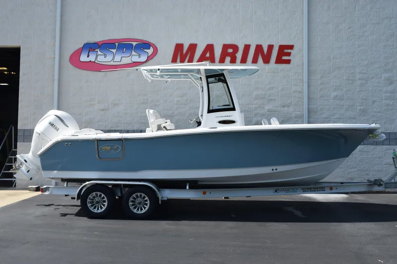 The Image of 2027 Sea Hunt Ultra 255 SE boat on trailer at GSPS Marine dealership. - 1