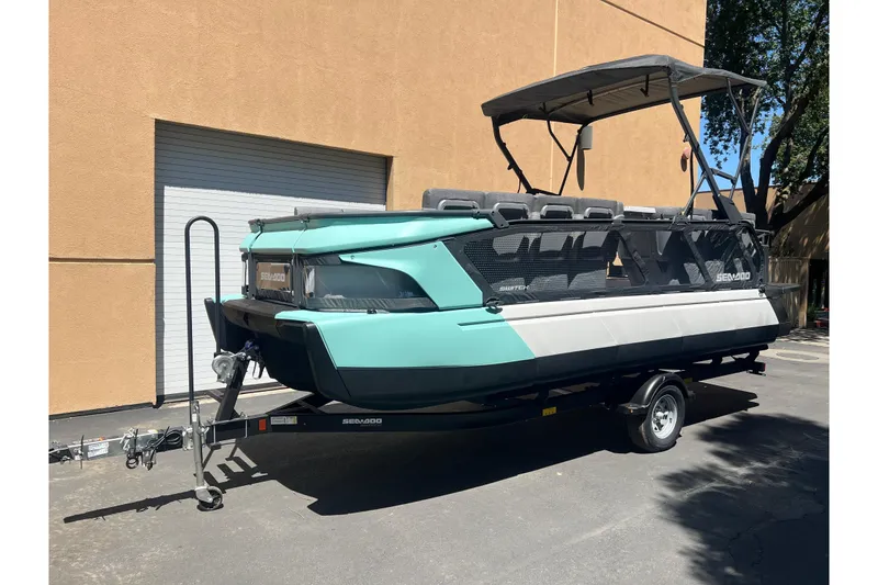 The Image of Sea-Doo Switch Cruise 21 2026 - undefined