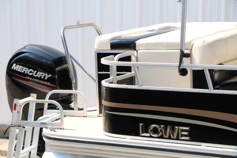 Slide: The Image of Lowe Ss 210 2013 - 12