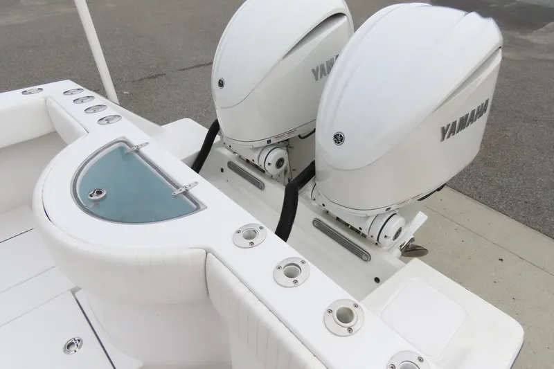 Slide: The Image of 2008 Onslow Bay 27 Offshore Edition boat with dual Yamaha outboard engines. - 15