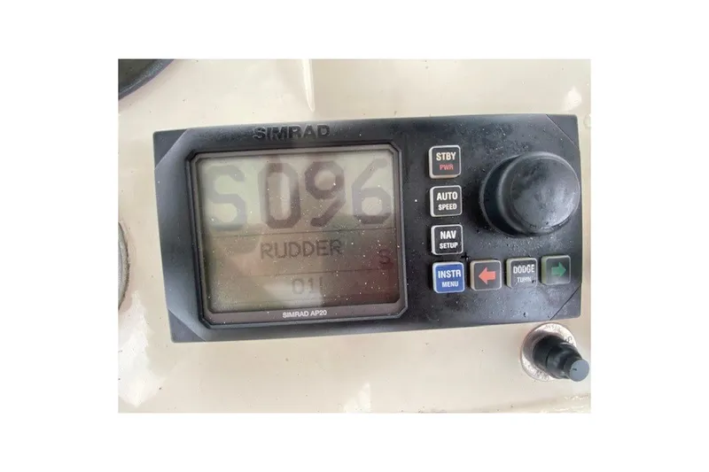 Slide: The Image of Simrad AP20 autopilot display on 1984 Hatteras 46 Convertible boat. - 36