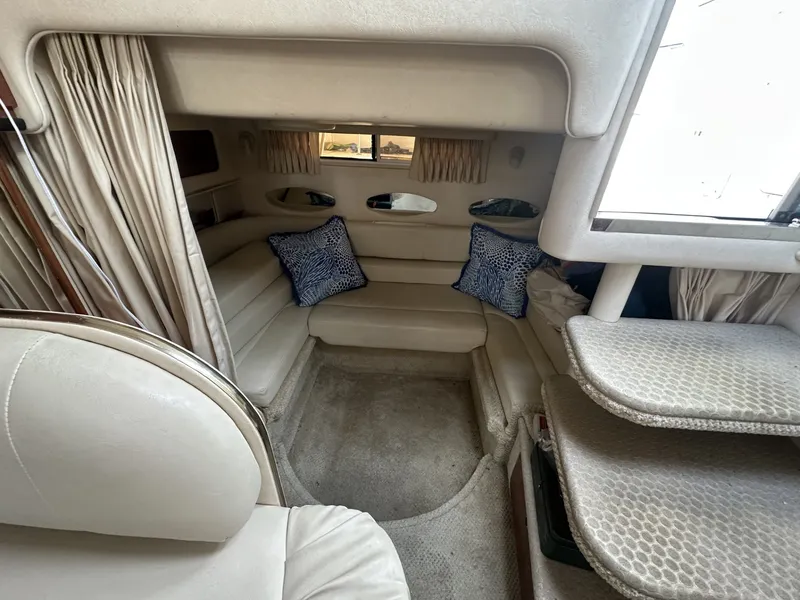 Slide: The Image of Sea Ray Sundancer 310 2002 - 21