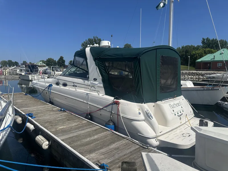 Slide: The Image of Sea Ray Sundancer 310 2002 - 1