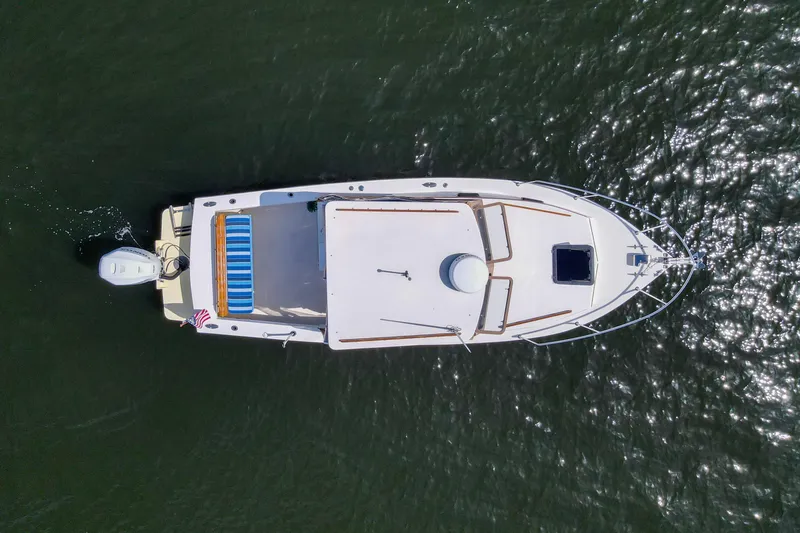 Slide: The Image of Aerial view of 2019 Seaway Seafarer 24 boat on water. - 33