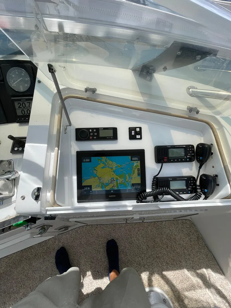 Slide: The Image of Hatteras 52 Motor Yacht 1995 - 78