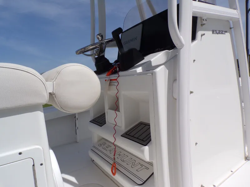 Slide: The Image of Sea Hunt BX22BR 2022 - 51