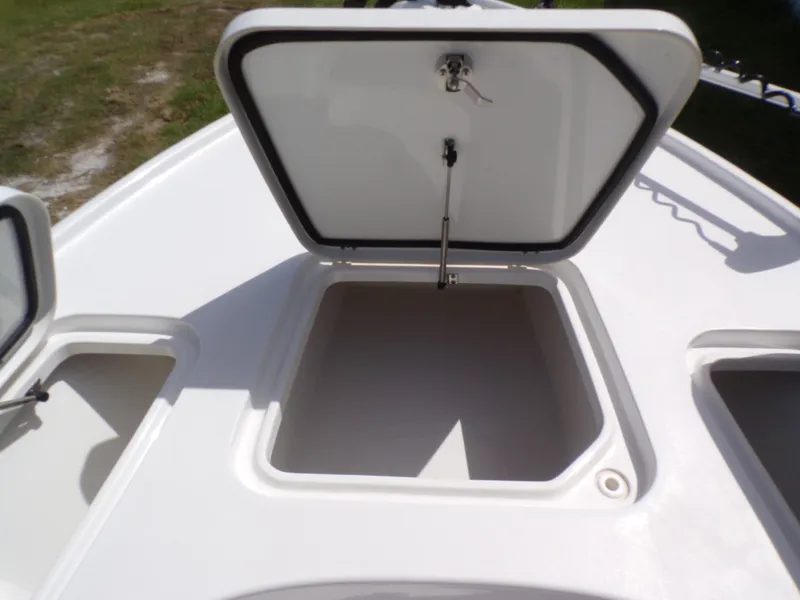 Slide: The Image of Sea Hunt BX22BR 2022 - 24