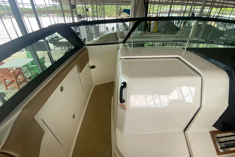 Slide: The Image of 2019 Sea Ray SLX 400 boat interior with sleek design and modern features. - 31