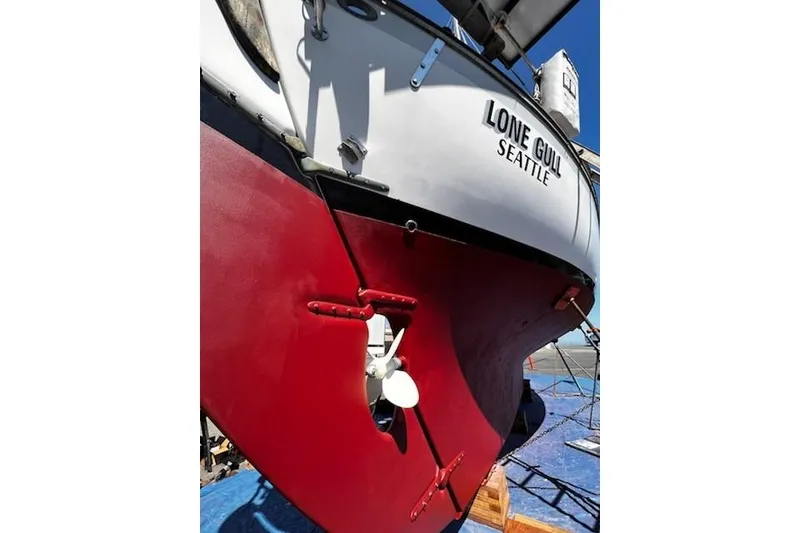 Slide: The Image of Alajuela 38 MKI sailboat, 1977, named "Lone Gull," docked in Seattle. - 70