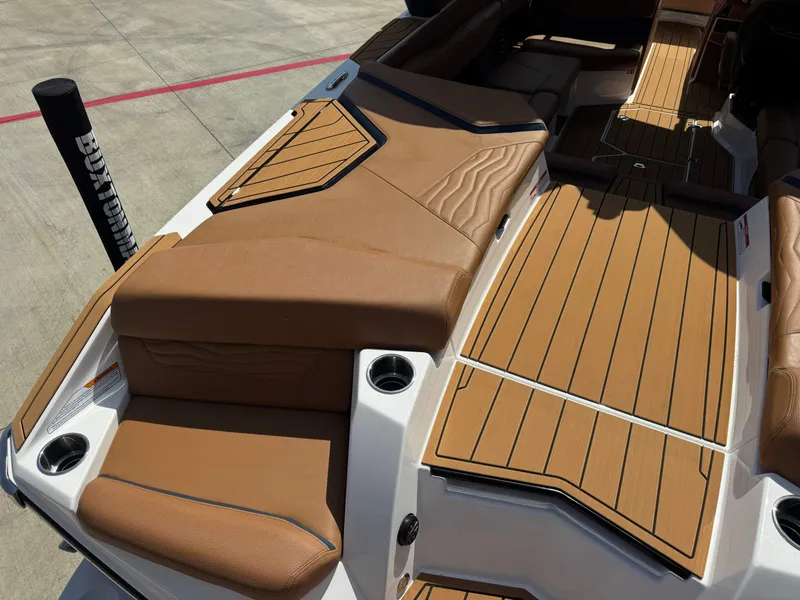 Slide: The Image of Nautique Super Air Nautique G23 2027 - 10
