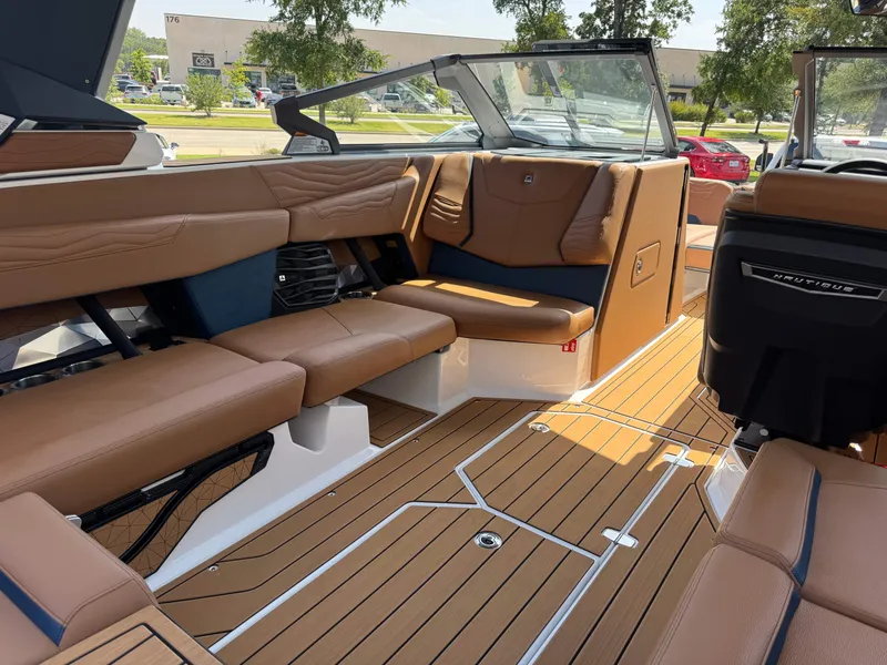 Slide: The Image of Nautique Super Air Nautique G23 2027 - 13