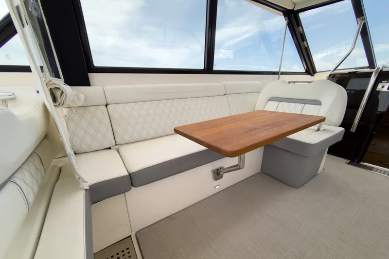 Slide: The Image of Regal 36 XO 2024 - 11