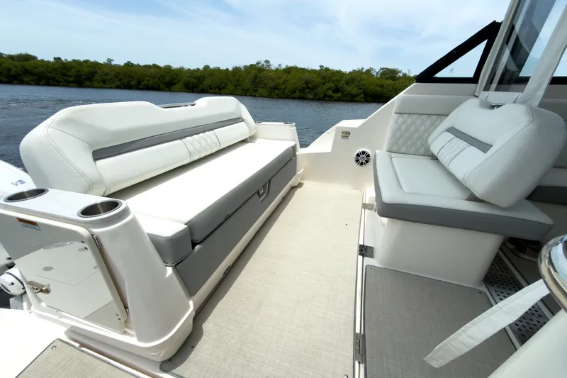Slide: The Image of Regal 36 XO 2024 - 6
