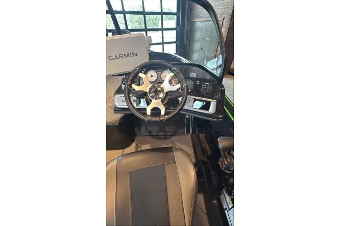 Slide: The Image of Cockpit of 2026 Nitro ZV21 Pro boat with Garmin navigation system. - 3
