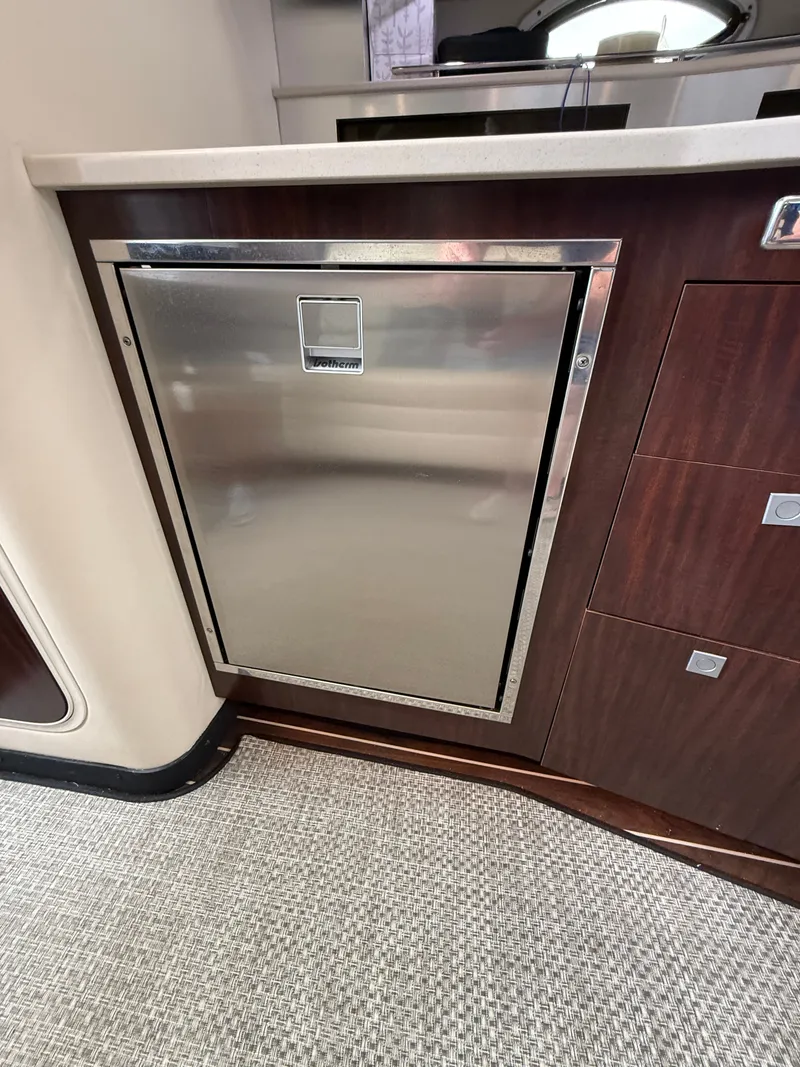 Slide: The Image of Monterey 340 Sport Yacht 2013 - 36