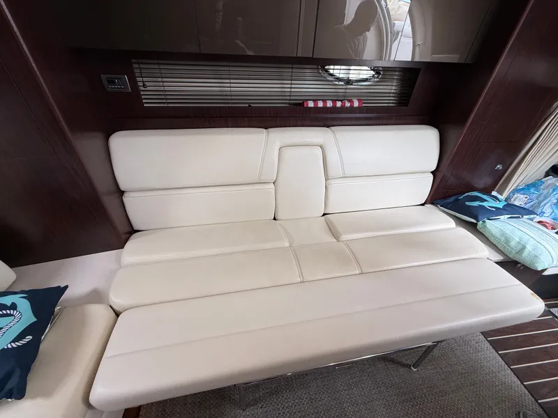 Slide: The Image of Monterey 340 Sport Yacht 2013 - 40