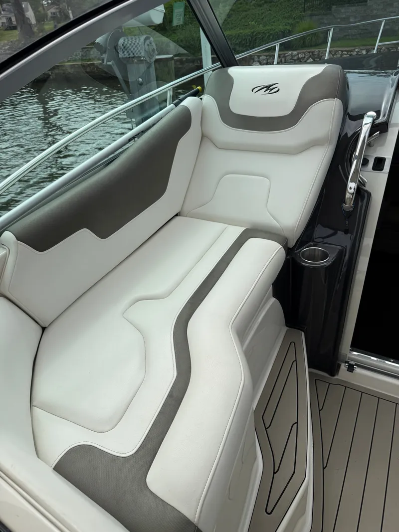 Slide: The Image of Monterey 340 Sport Yacht 2013 - 53