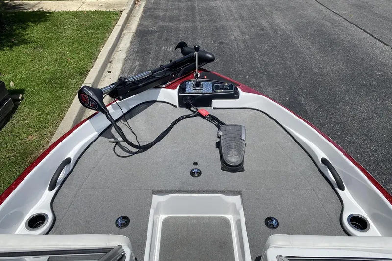 Slide: The Image of 2021 Nitro Z19 Sport boat deck with trolling motor and foot pedal. - 8
