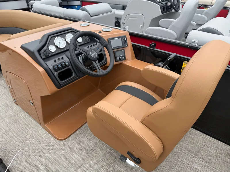 Slide: The Image of Bentley Pontoons Legacy 223 Navigator 2027 - 4