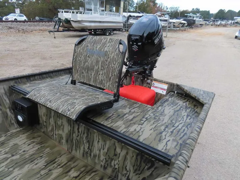 Slide: The Image of SeaArk 1648 Special Suzuki 25 Trailer 2026 - 11