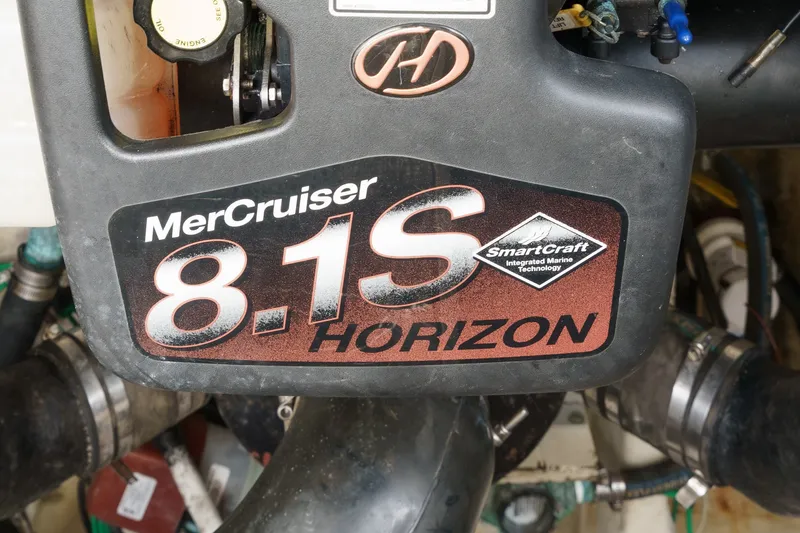 Slide: The Image of Close-up of a MerCruiser 8.1S Horizon engine with SmartCraft technology. - 39