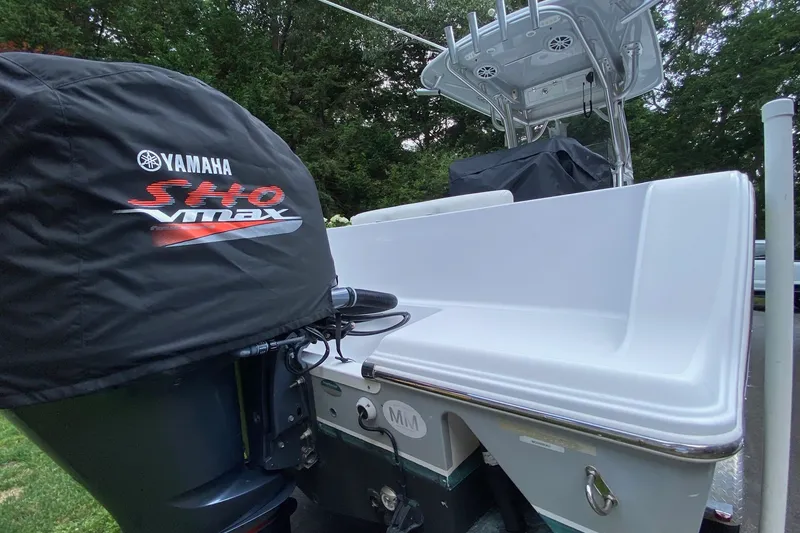 Slide: The Image of 2018 Sportsman Open 242 Center Console with Yamaha SHO VMAX engine cover. - 4
