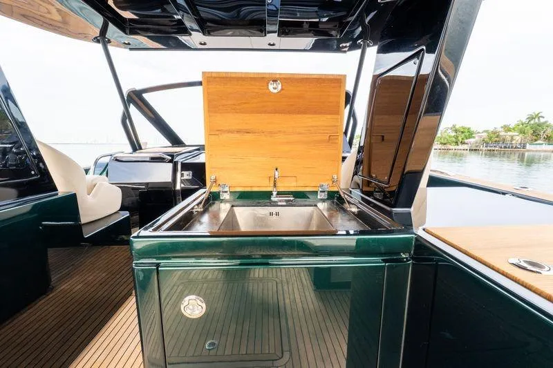 Slide: The Image of Luxury Pardo Yachts 50, 2020 model, featuring an elegant onboard kitchen sink. - 44