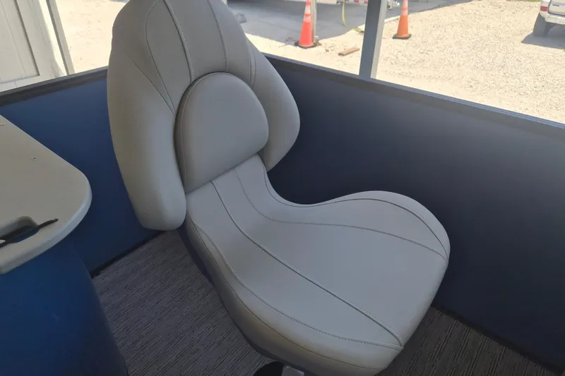 Slide: The Image of Luxurious seating on 2026 Sylvan Mirage Fish 820 Party Fish boat, featuring sleek design and comfort. - 15