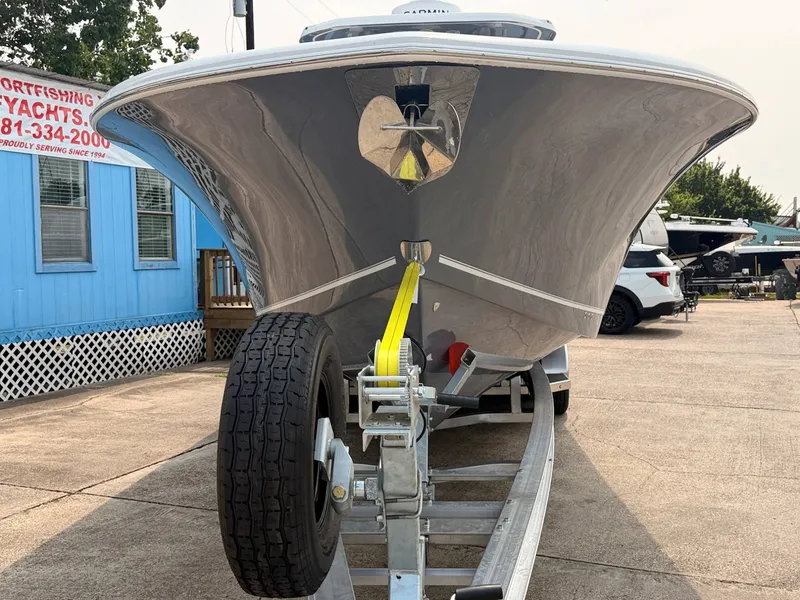 Slide: The Image of Tidewater 330 CC Adventure 2027 - 42