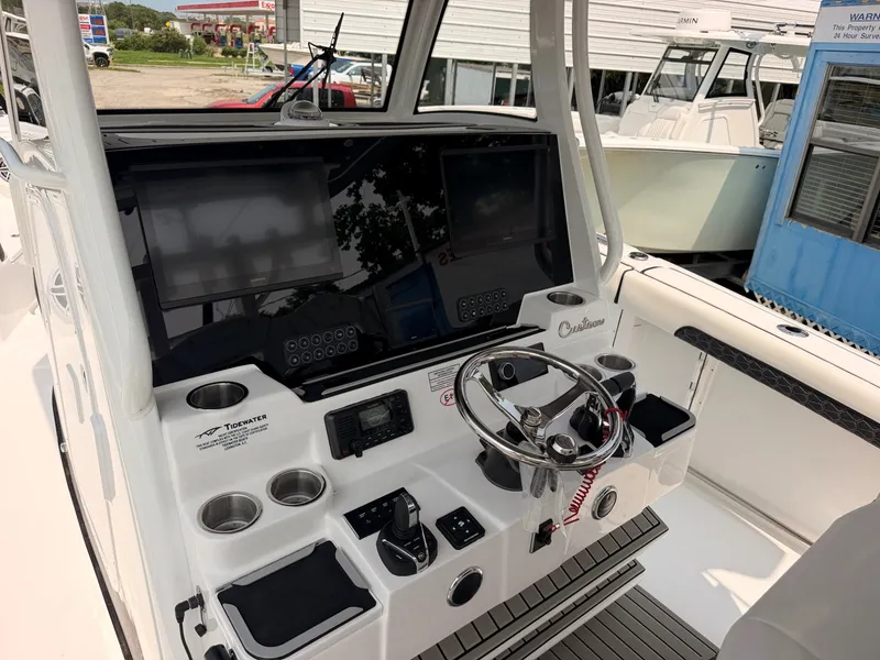 Slide: The Image of Tidewater 330 CC Adventure 2027 - 5