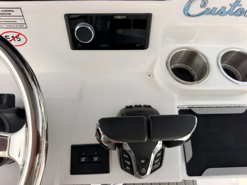Slide: The Image of Tidewater 330 CC Adventure 2027 - 70