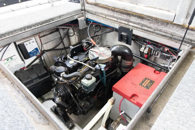 Slide: The Image of Engine compartment of a 2001 Stardust Cruisers Executive Aft Cabin houseboat. - 55