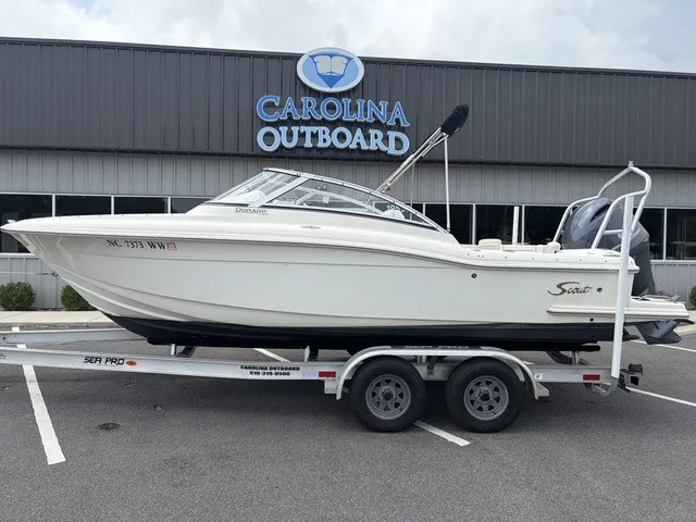 The Image of Scout 22 Dorado 2004 - 1