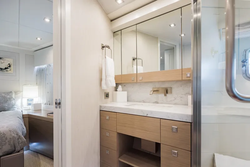Slide: The Image of Luxurious bathroom and bedroom interior of 2016 Hargrave Flybridge Motor Yacht. - 28
