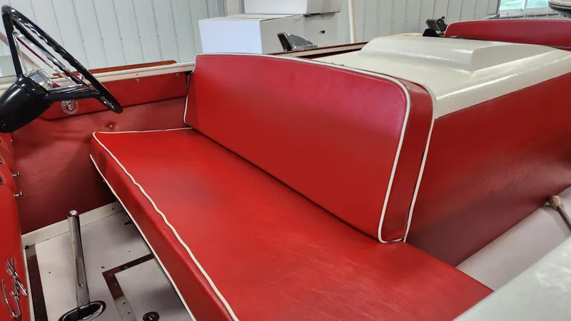 Slide: The Image of Chris-Craft Custom Ski 1963 - 27