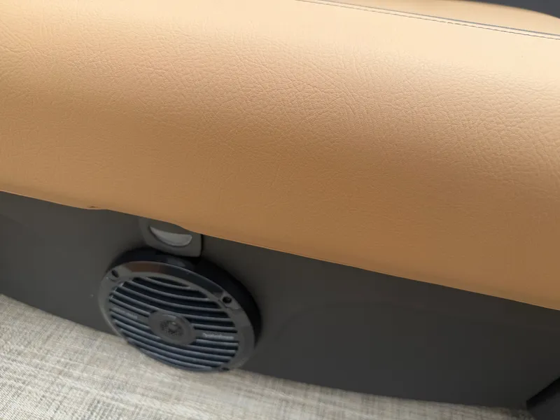 Slide: The Image of Bentley Pontoons Legacy 223 Swingback 2027 - 14