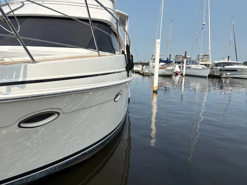 Slide: The Image of Carver Yachts Three Sixty Six Motor Yacht 2004 - 4