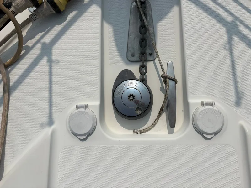 Slide: The Image of Carver Yachts Three Sixty Six Motor Yacht 2004 - 11